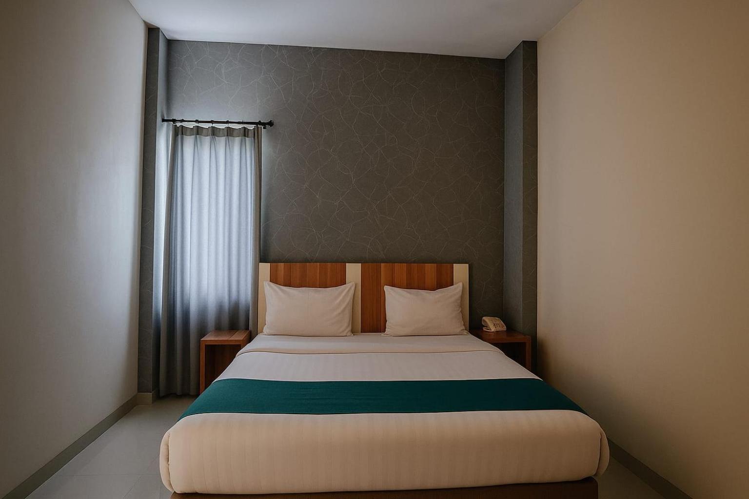 Standard, King Bed