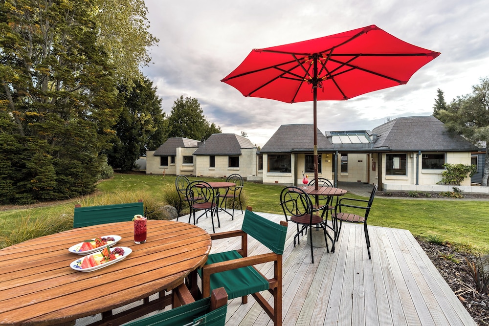 Distinction Te Anau Hotel and Villas 47/68