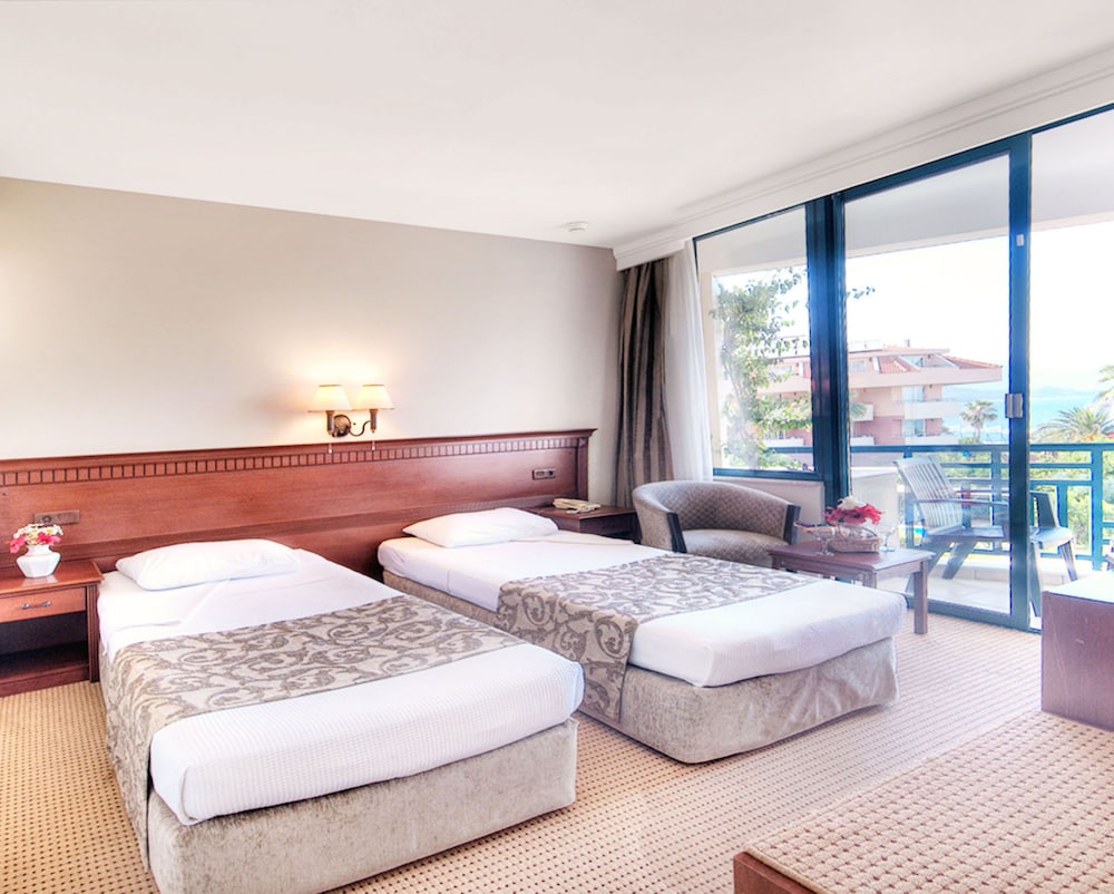 Hotel Golden Lotus 8/39
