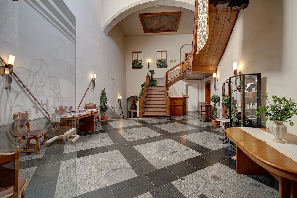 Gotikhotel Frenzelhof 39/42
