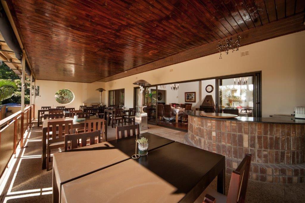 Tamboti Lodge 15/24