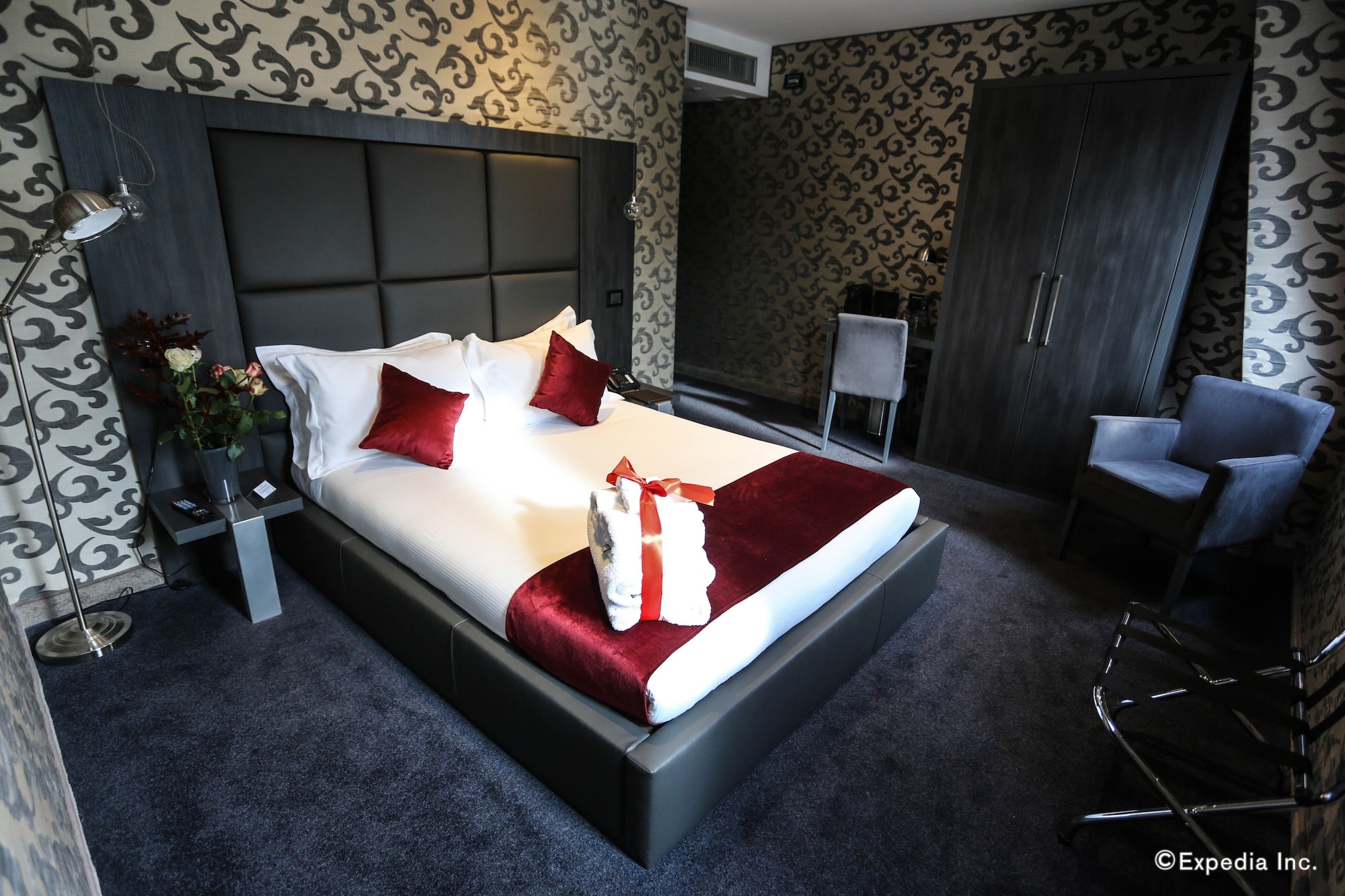 غرفة تنفيذية مزدوجة، The Bryson Hotel 6/10