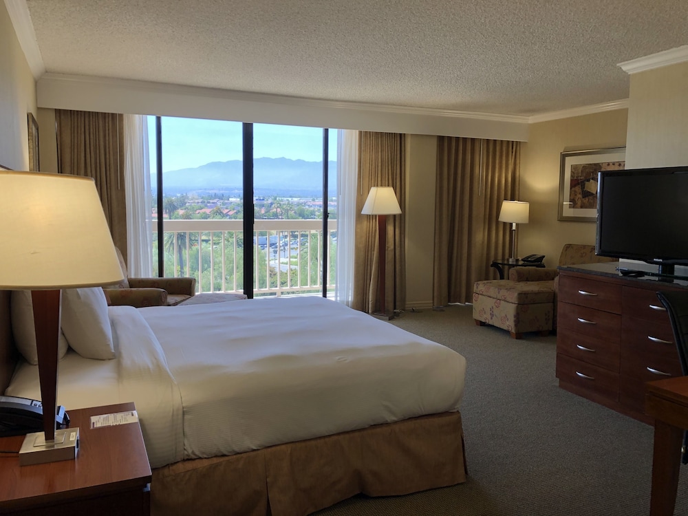 Ontario Airport Hotel And Conference Center 24/61