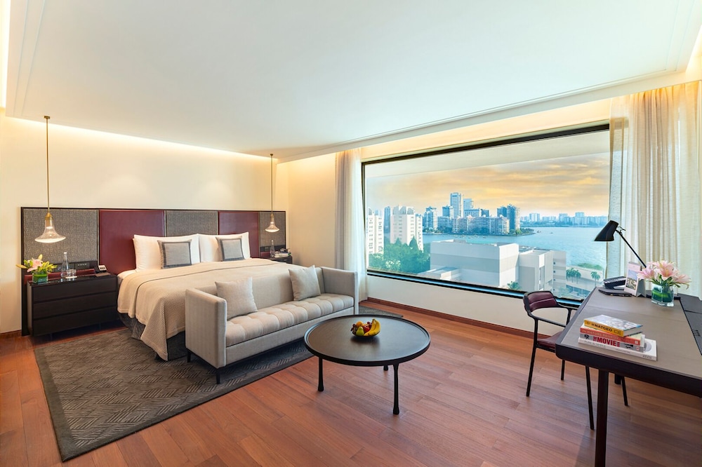 Room at The Oberoi Mumbai, MUMBAI