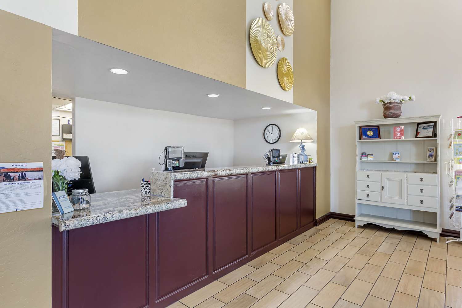 Best Western Superstition Springs Inn 2/14