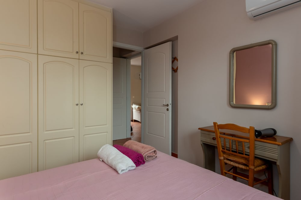 Koxyli Village Studios &amp; Apartments 18/50