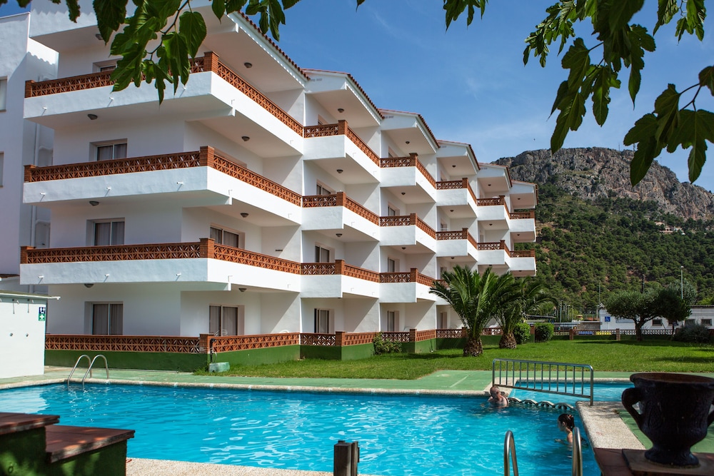 Rvhotels Apartamentos el Quijote 2/45
