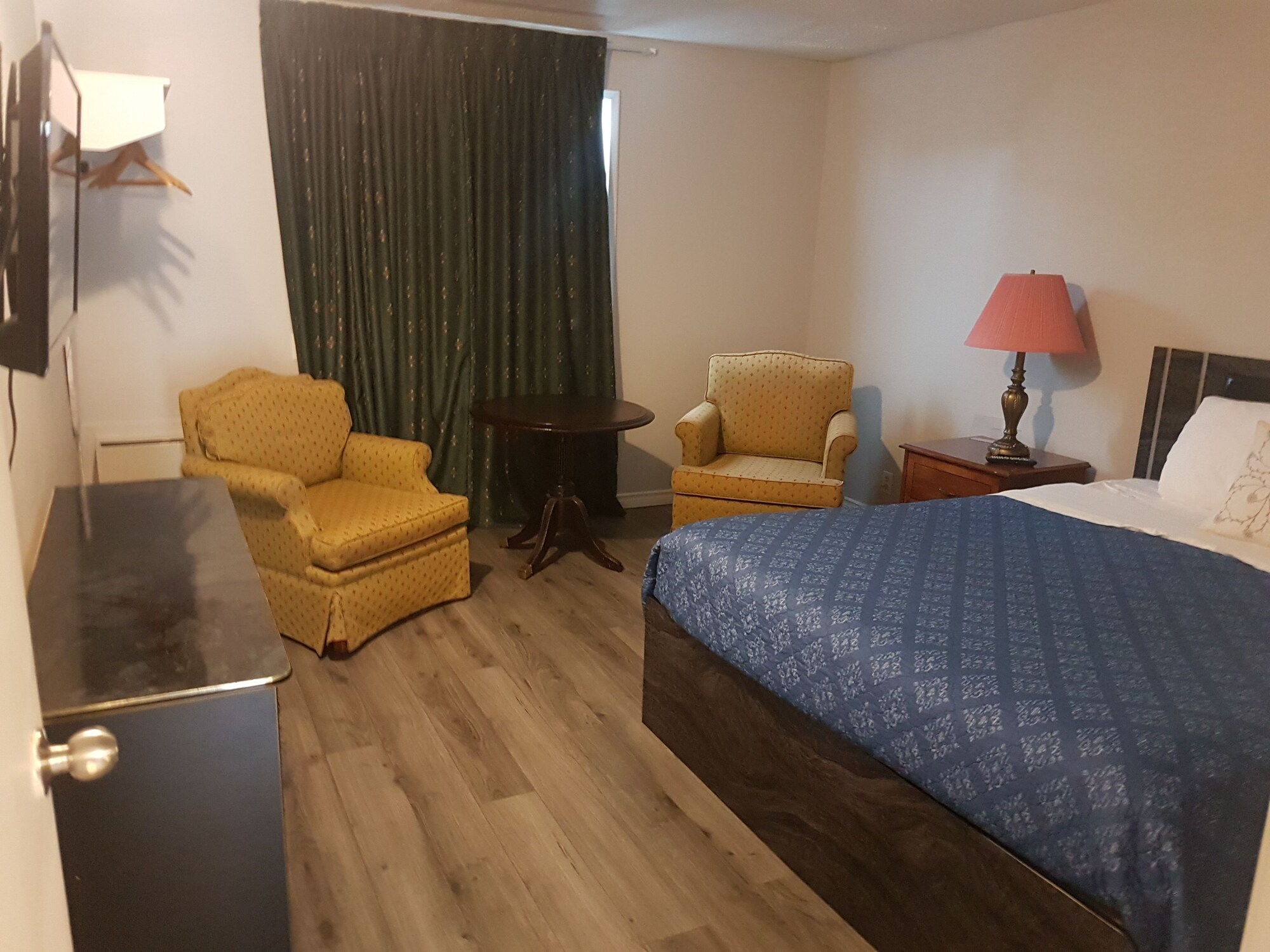 جناح بسرير كينج بجاكوزي، 7 Nights Stay 3/5