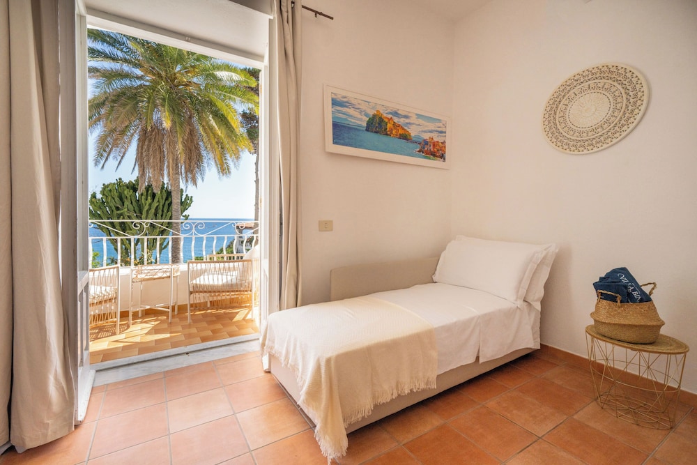 Hotel Villa Bina 12/66