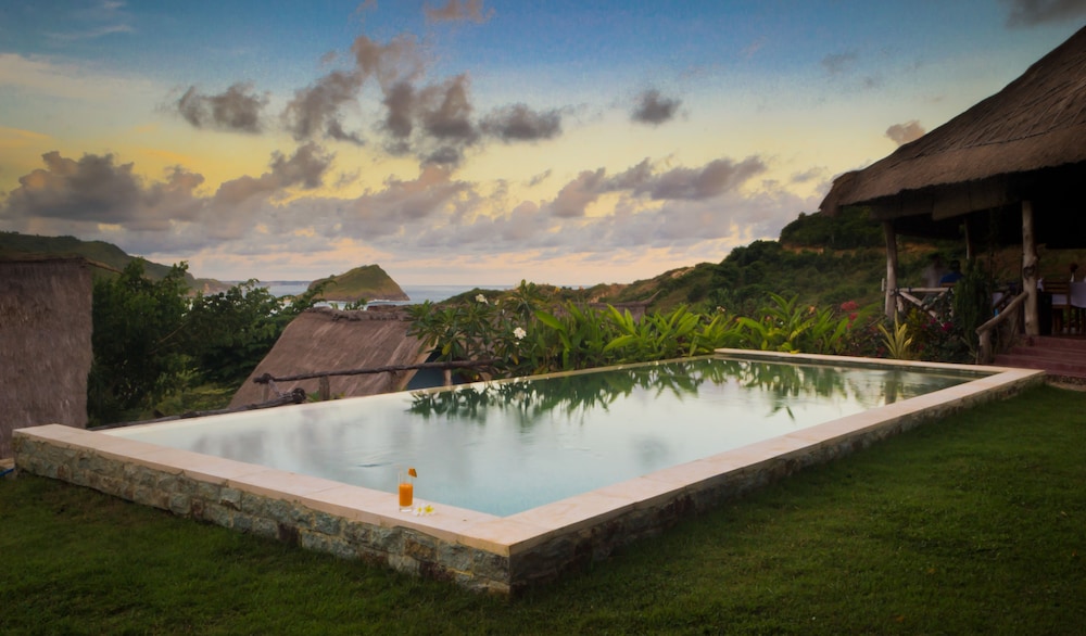Blue Monkey Villas 25/34