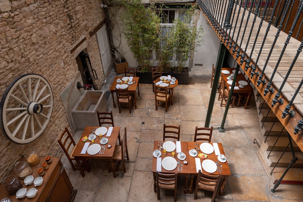 Hotel des Tonneliers 37/46