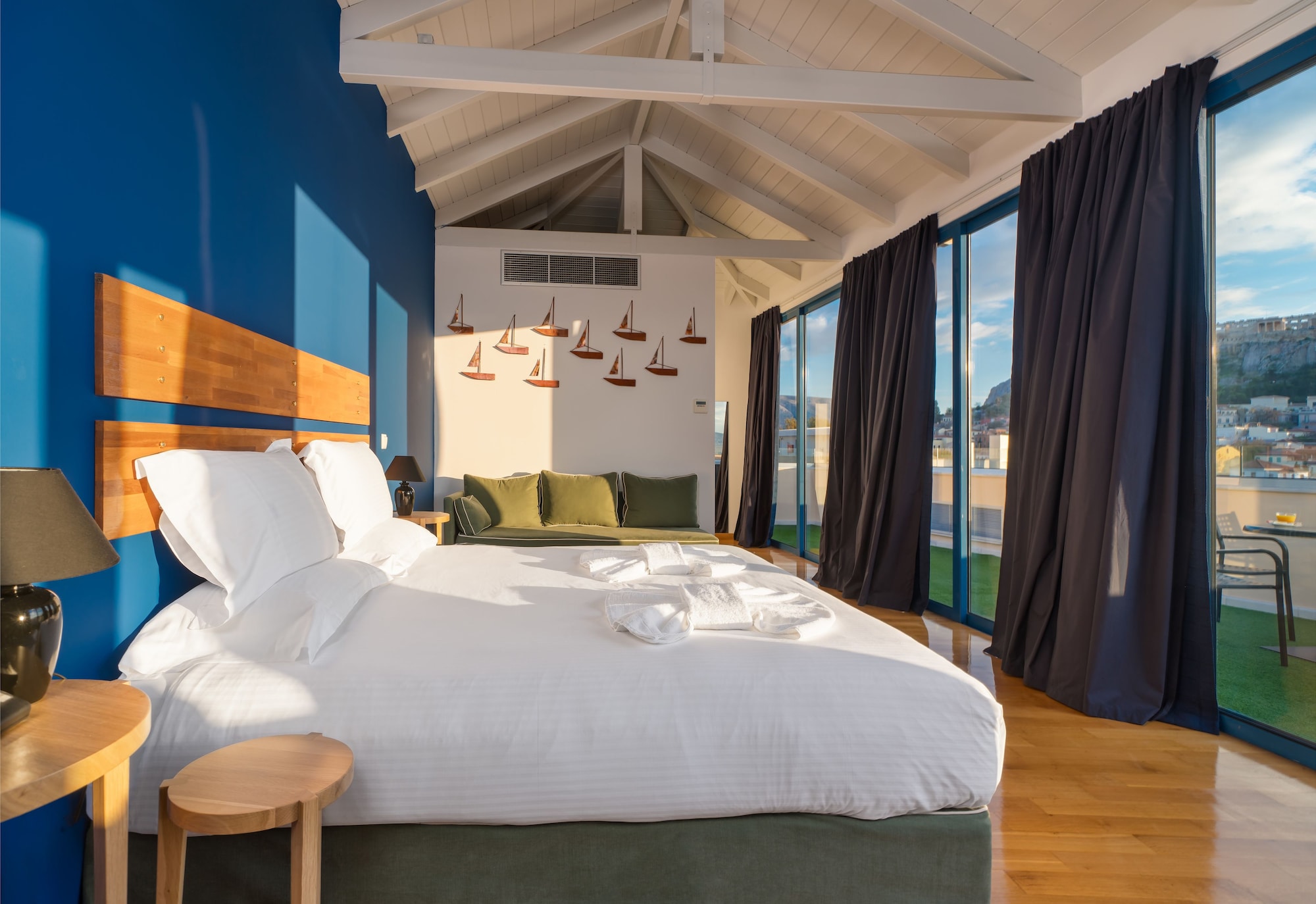 JUNIOR SUITE, PANORAMIC, ACROPOLIS VIEW