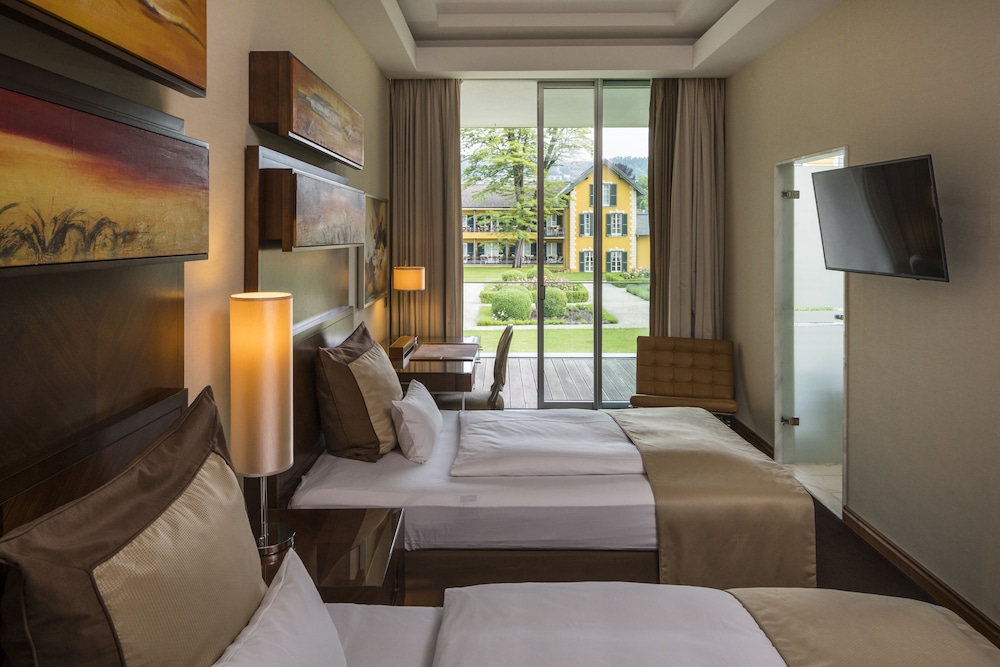 FALKENSTEINER SCHLOSSHOTEL VELDEN 57/83