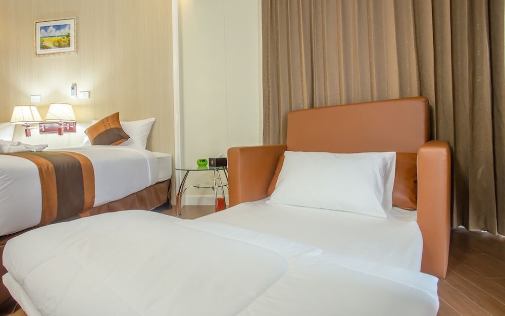 Saint Tropez Beach Resort Hotel 19/74