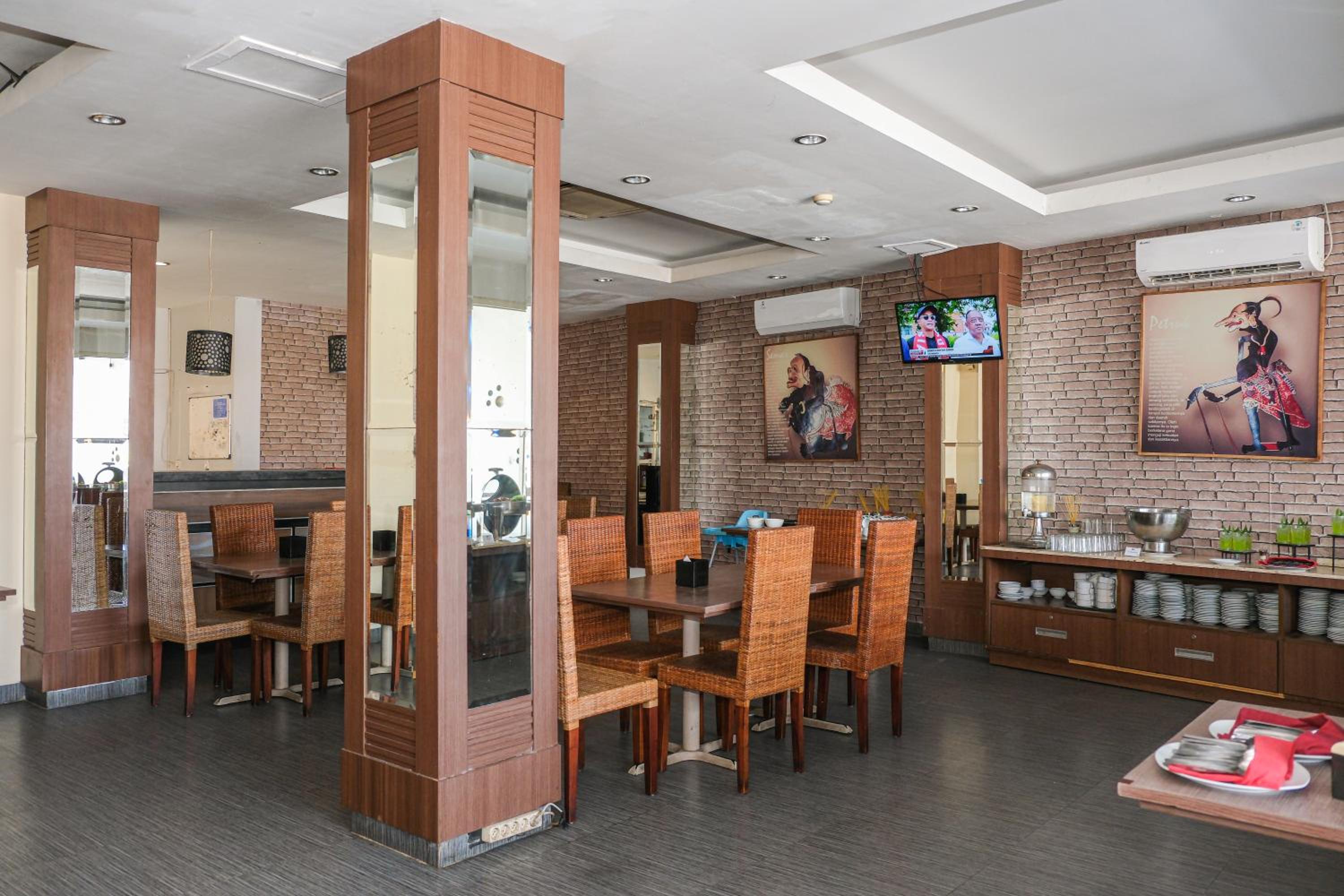 Hotel Dalu Semarang 33/50