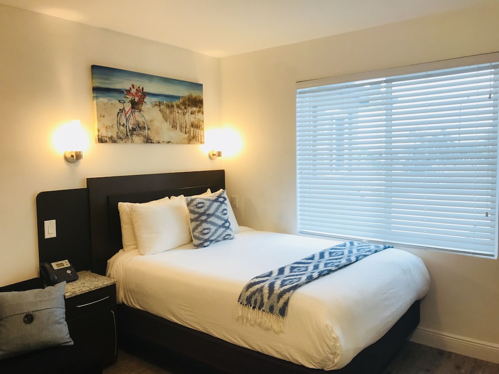 Caribbean Resort Suites 21/65