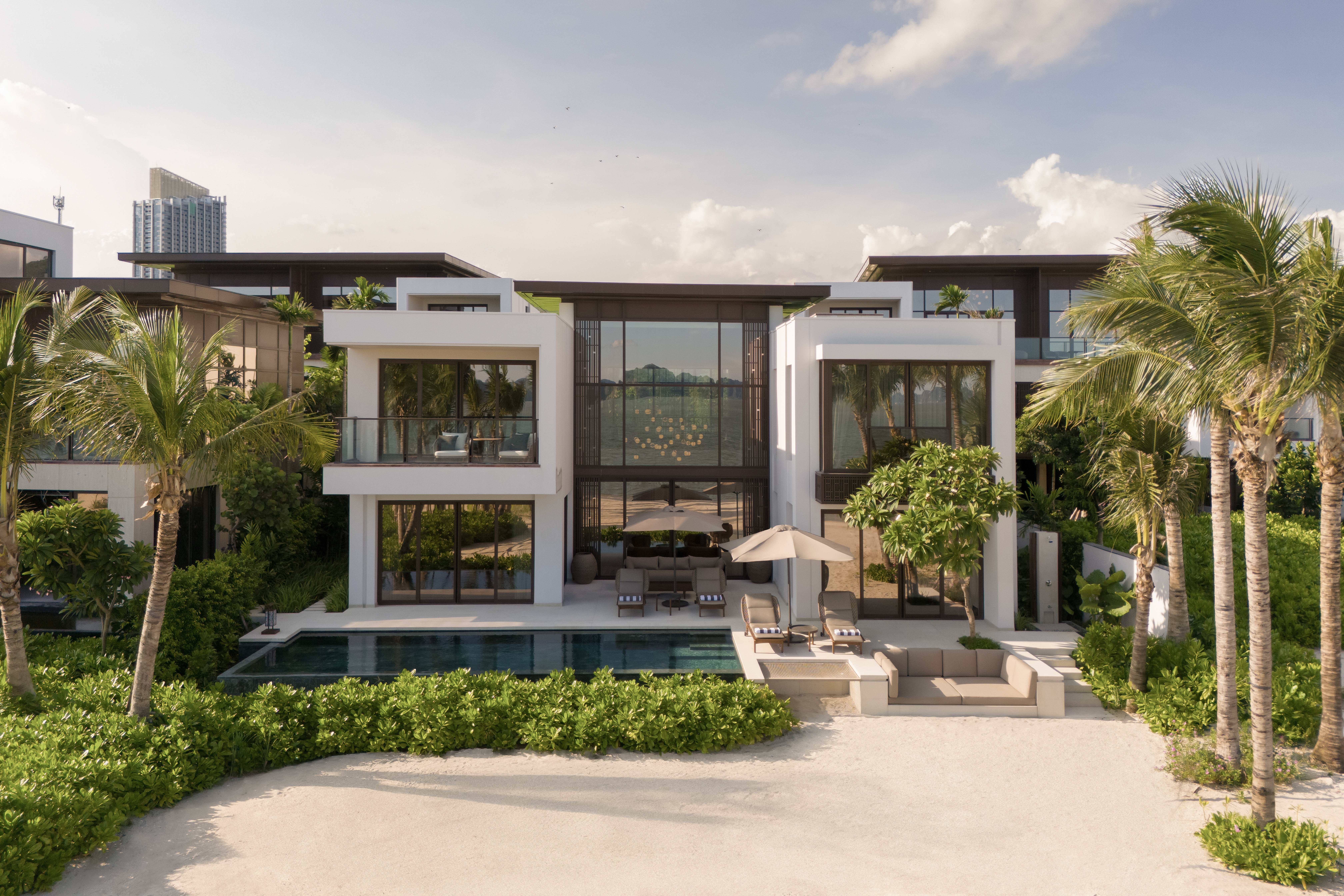 InterContinental Halong Bay Resort 2/50