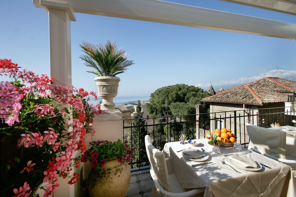 Villa Taormina 59/79