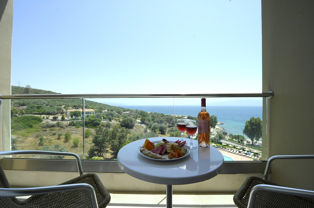 Evia Riviera Resort By Anayia All Inclusive Resorts 47/65