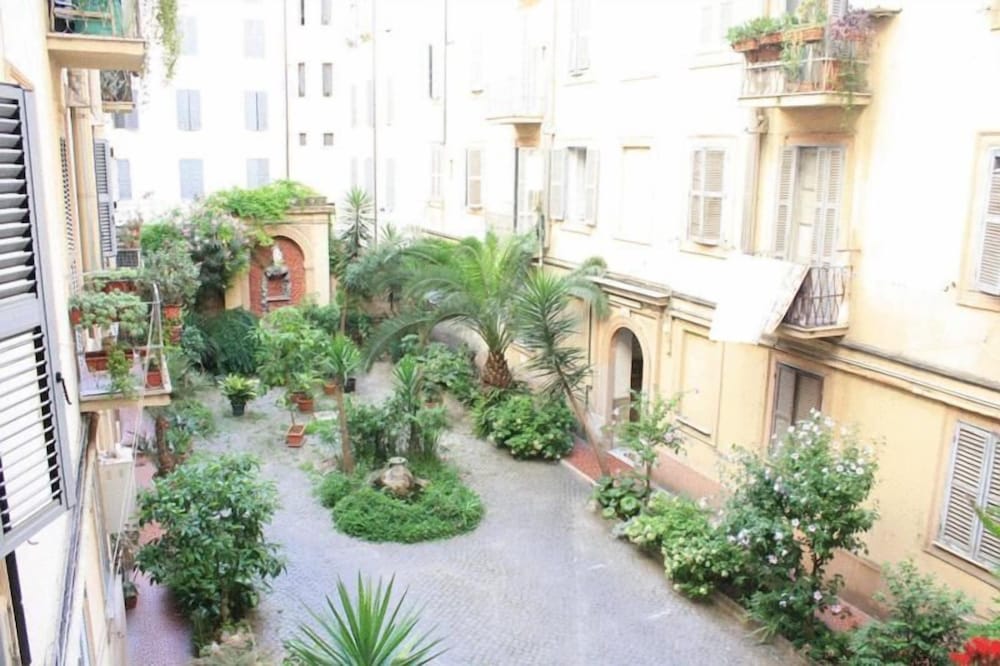 Hotel Campidoglio 47/51