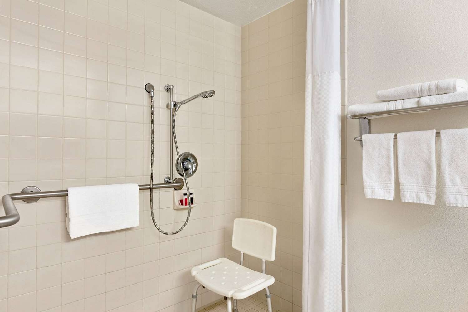 Ramada By Wyndham Arcata 42/43
