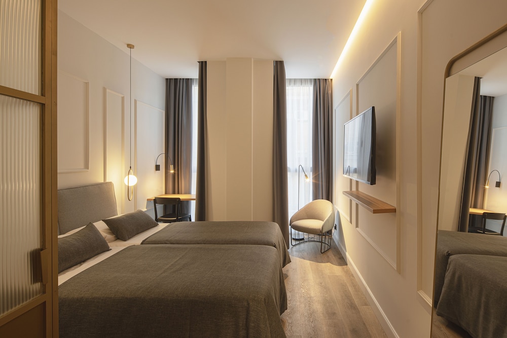 Hotel Conqueridor Ex Medium 36/72