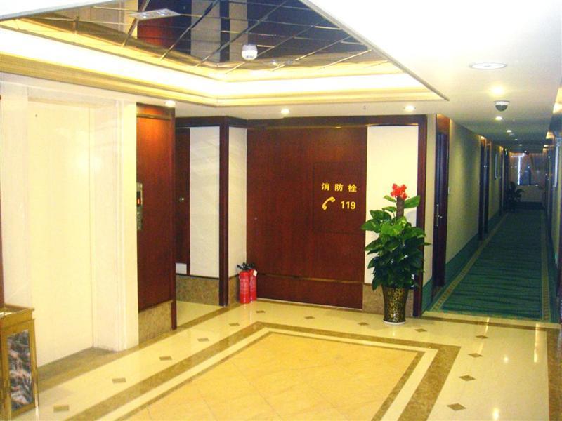 GreenTree Inn Guangxi Nanning Wanda Plaza Tinghong Road Hotel 4/23