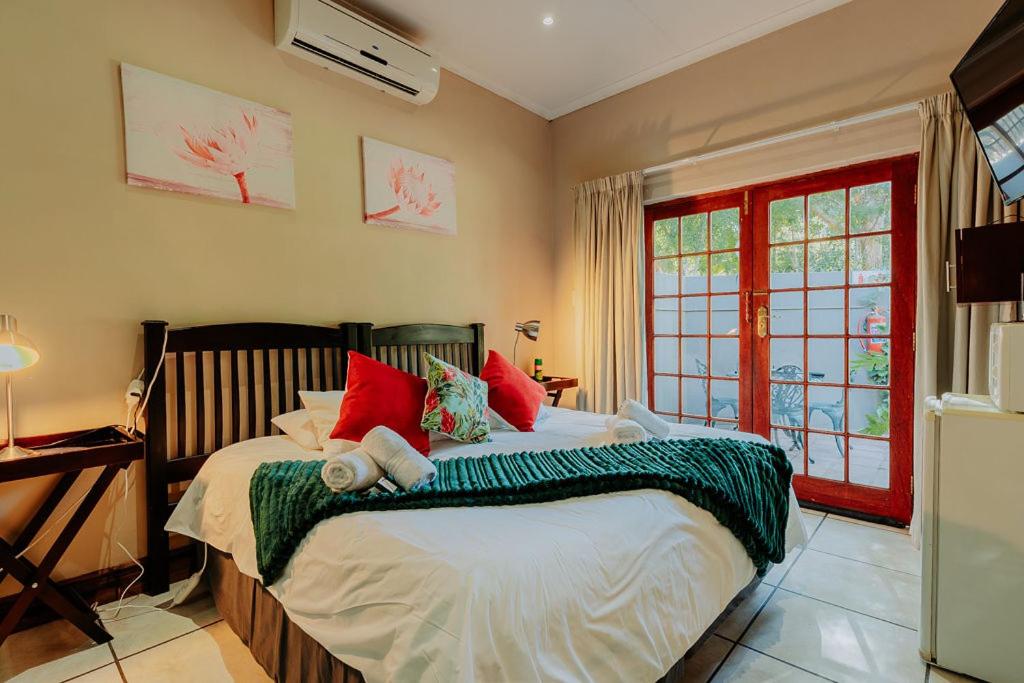 River Bank Lodge 2/16