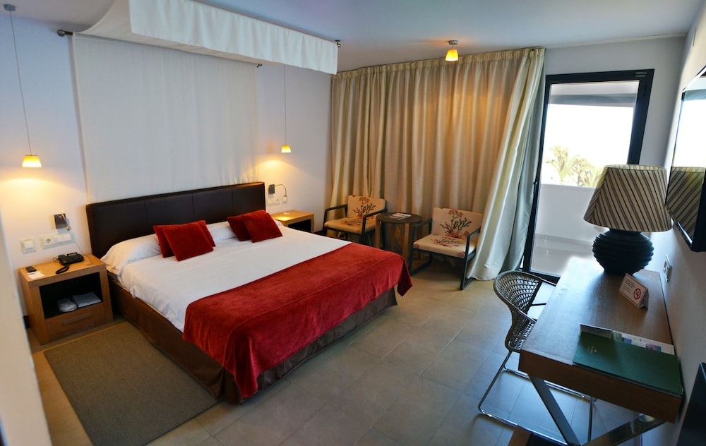 Parador De Mojacar 12/50
