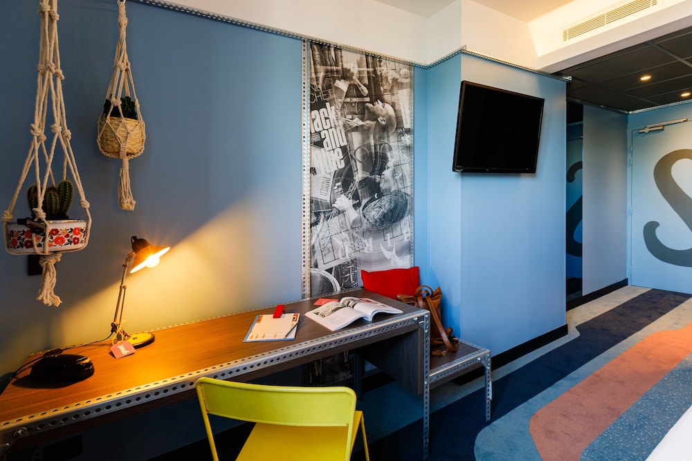 Greet hotel Lyon Confluence 46/77