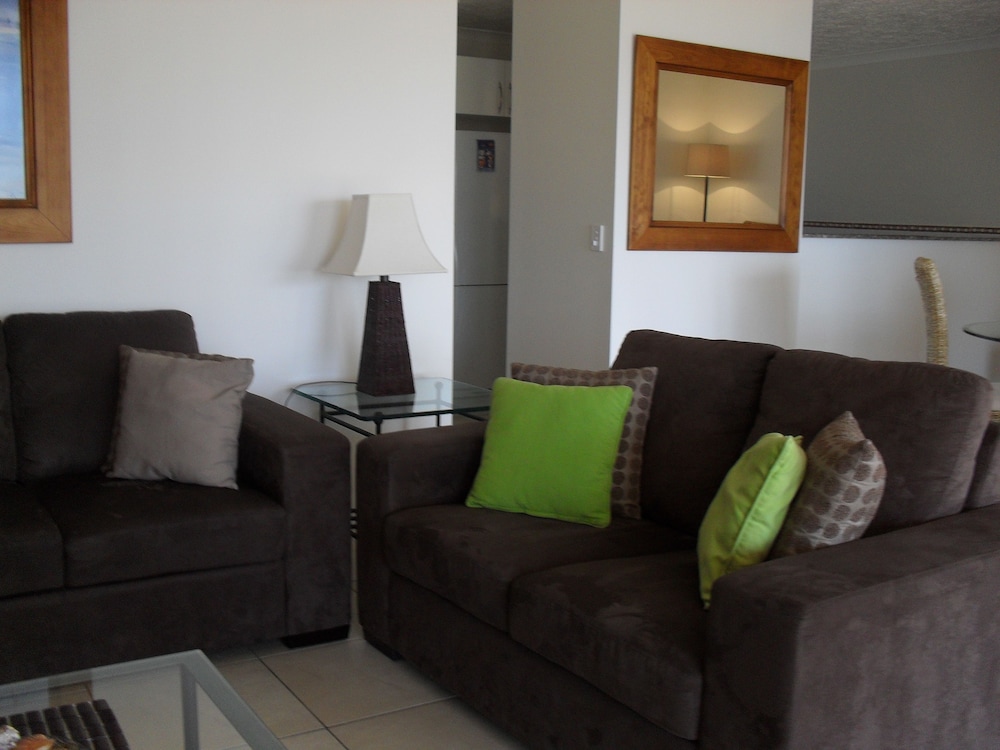 LITTLE COVE CURRUMBIN 40/70