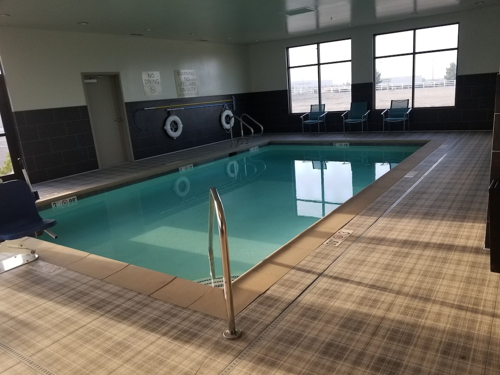 Hampton Inn Arvin Tejon Ranch Ca 35/48