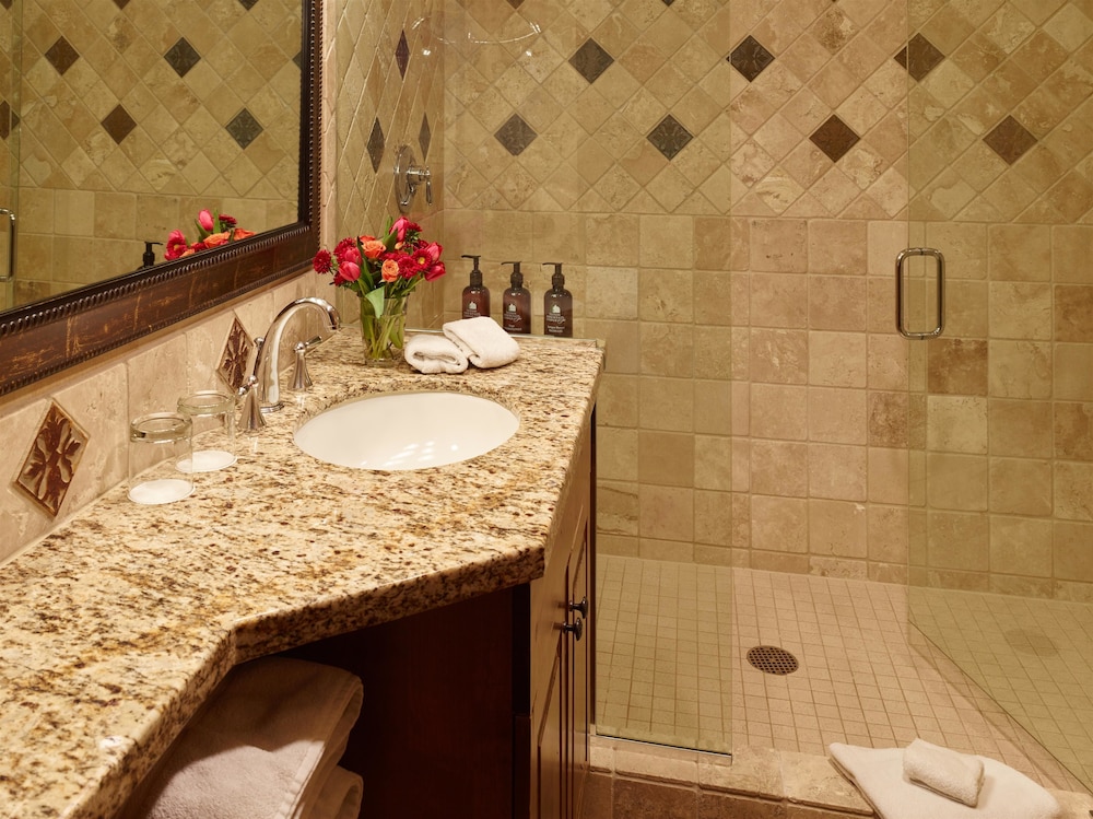 Teton Mountain Lodge and Spa A Noble House Resort 66/67