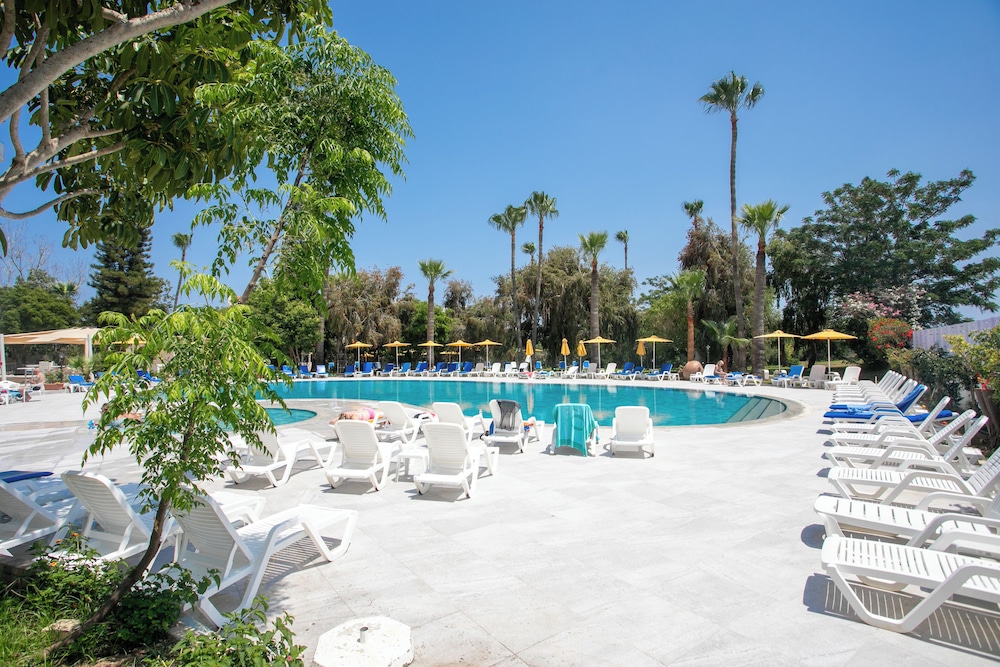 Papouis Protaras Hotel 61/65