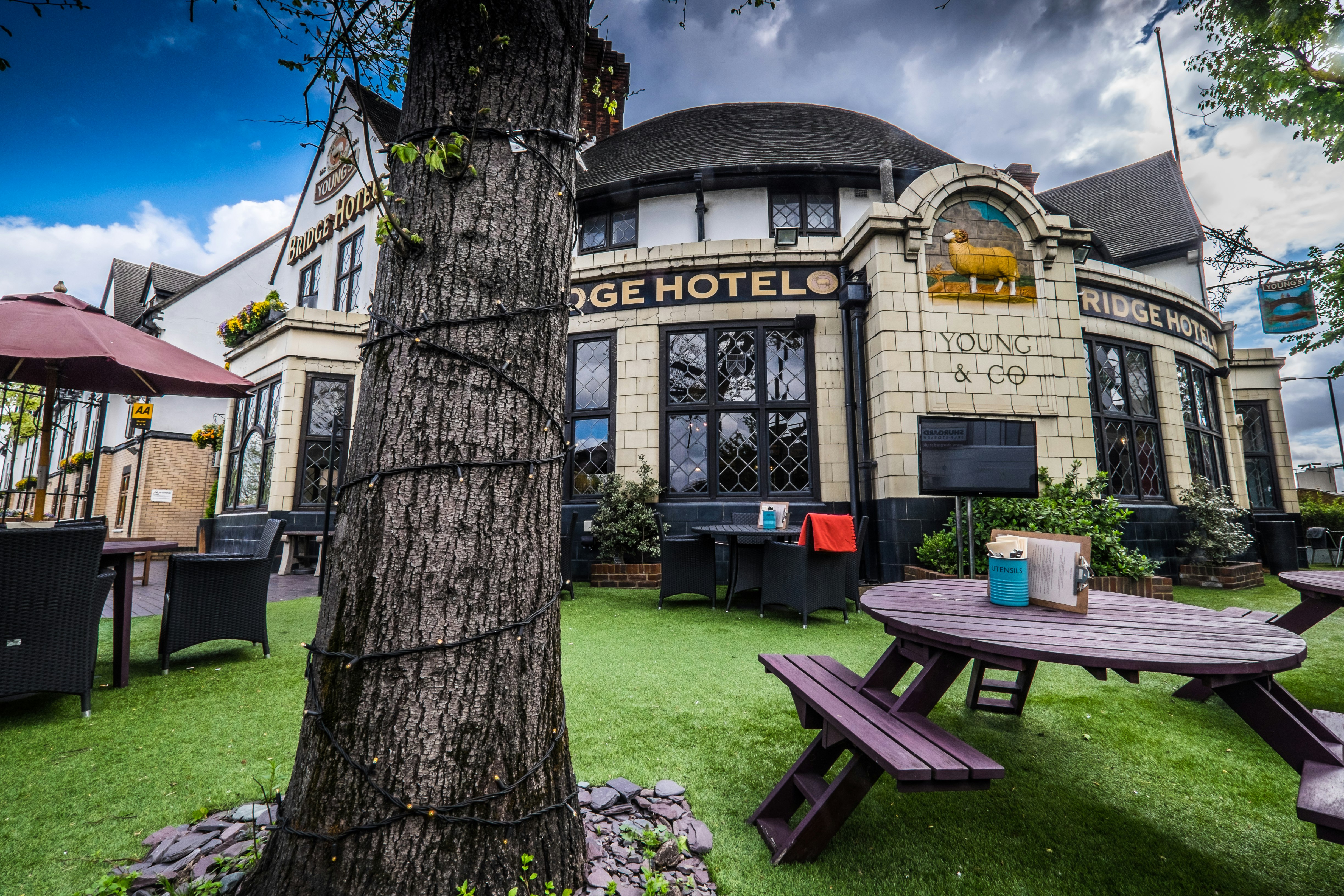 The Bridge Hotel 20/21