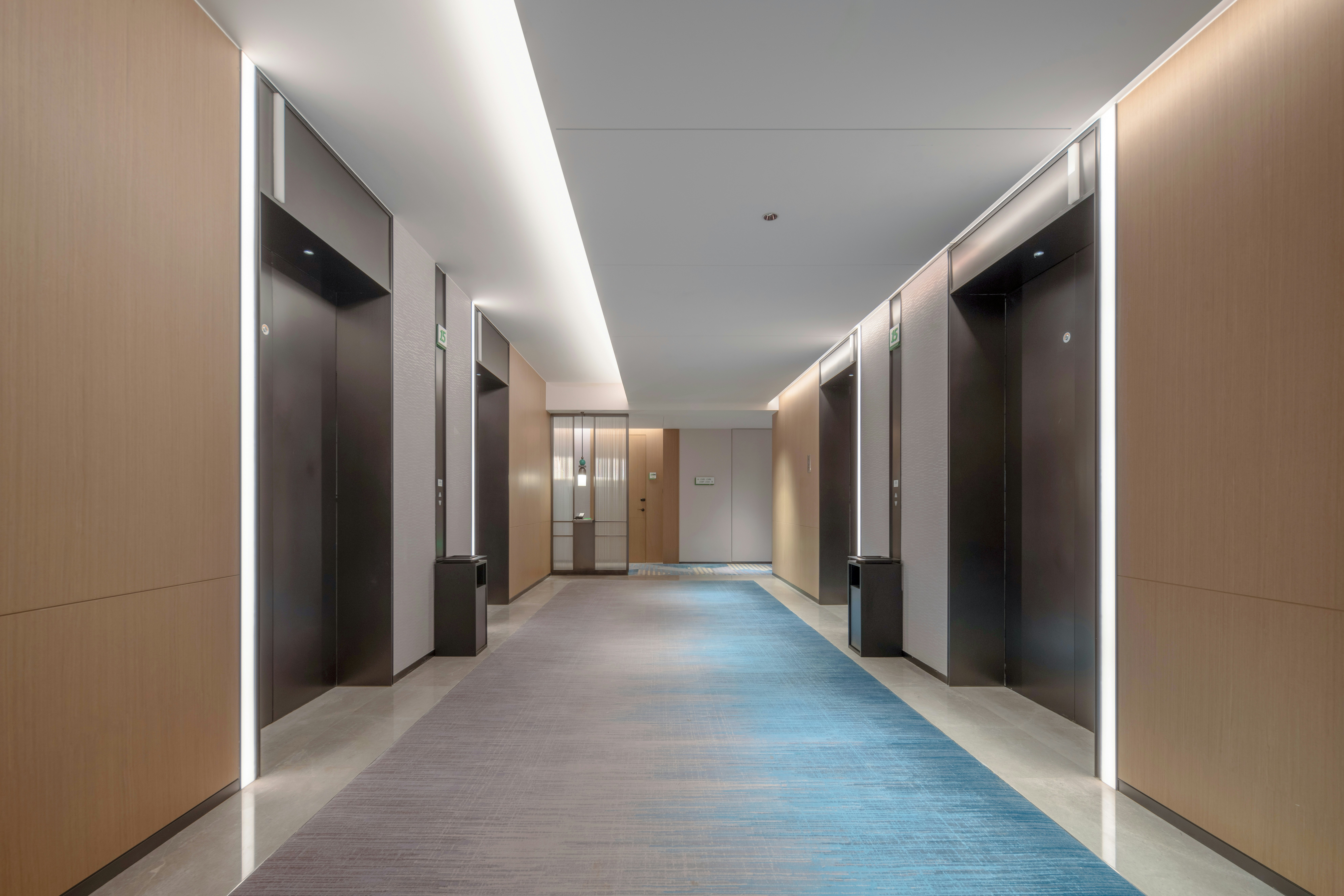 Holiday Inn Chengdu East 42/46
