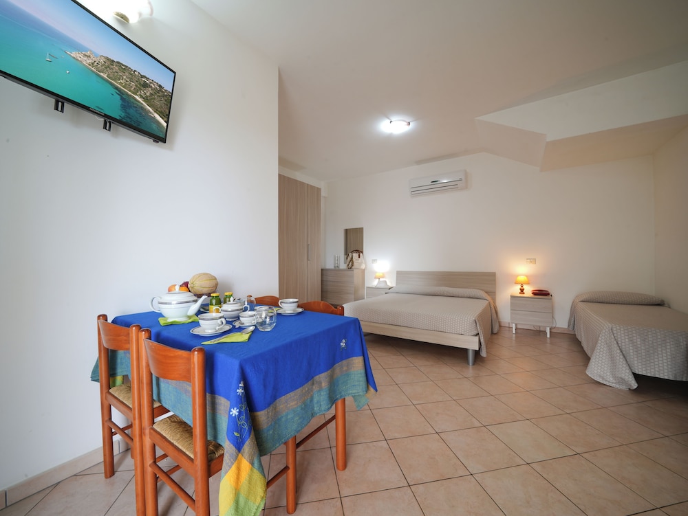 Residence Rosy Hotel 12/50