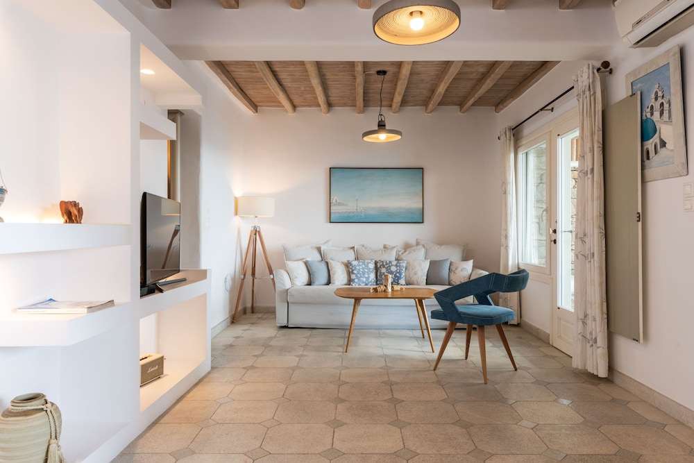 Mykonos Divino 29/50