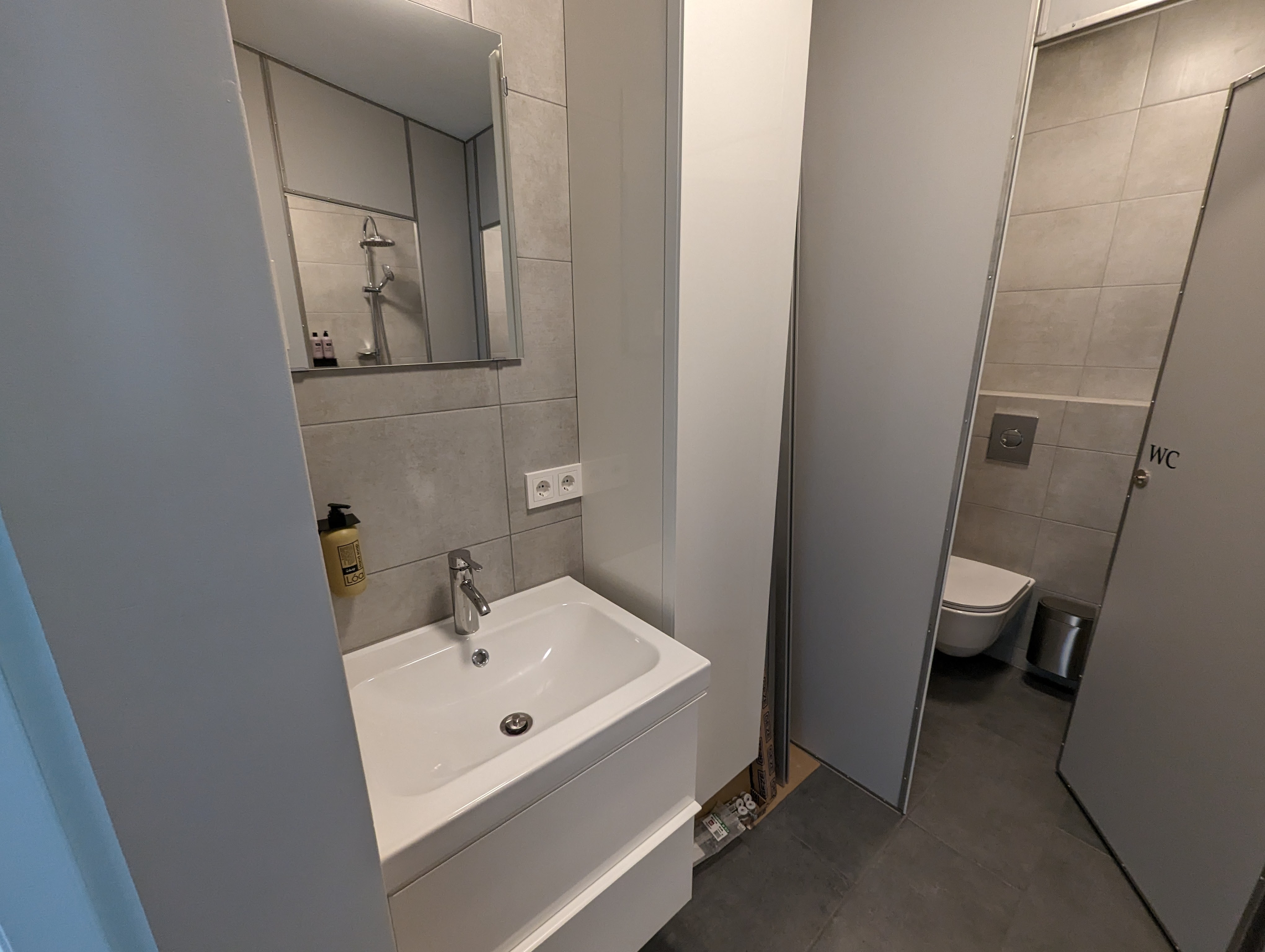 The Isafjordur Inn 22/24