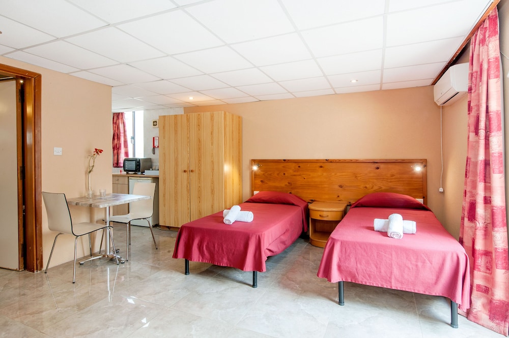 Alborada Aparthotel 18/44