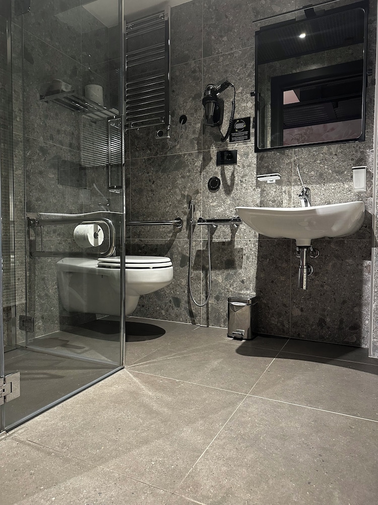 غرفة كلاسيكية بسرير كينج، Versoverde Alzaia Naviglio Grande 5/7
