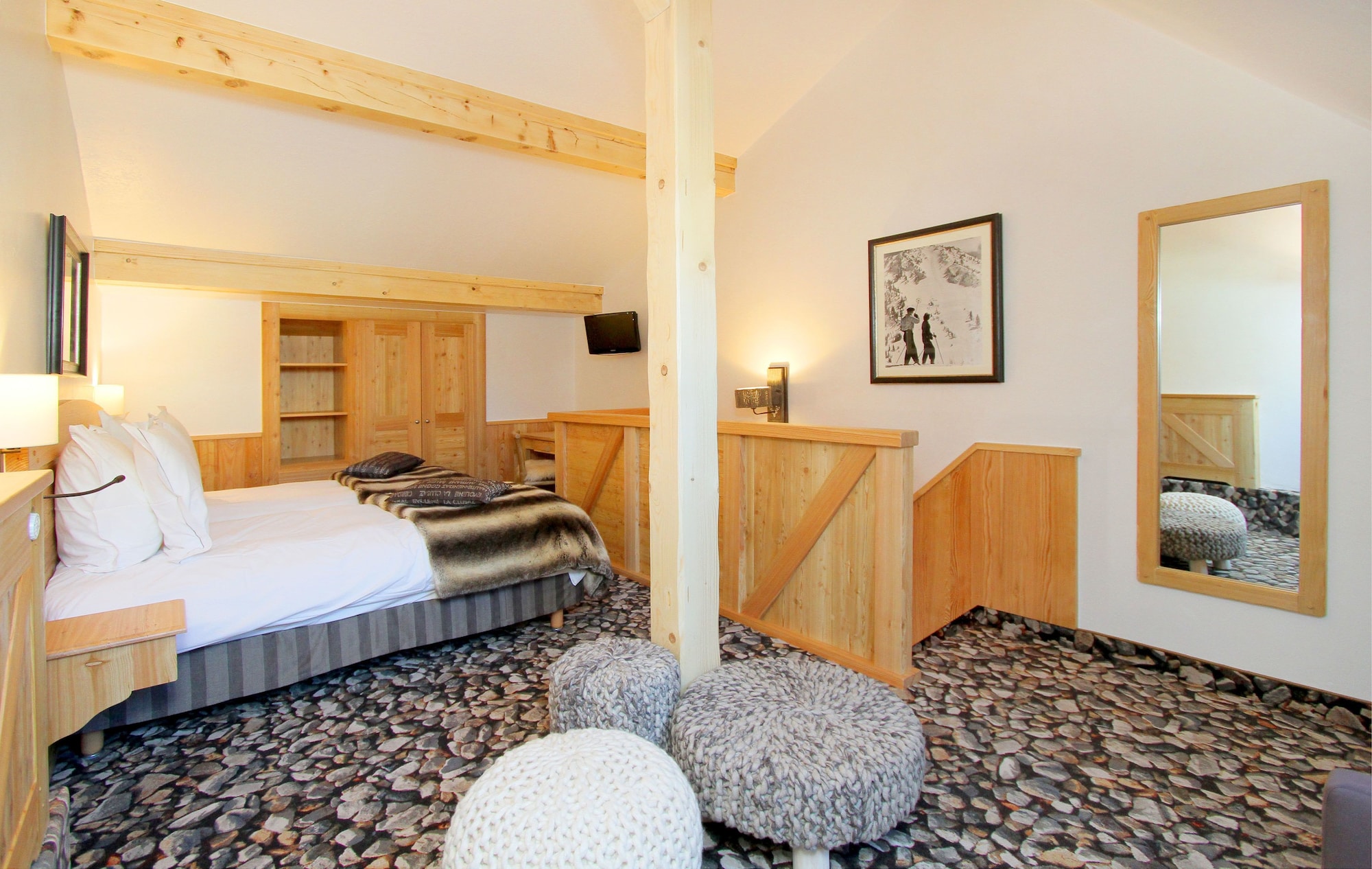 Duplex, Meije, 1 Double and 3 Single Beds