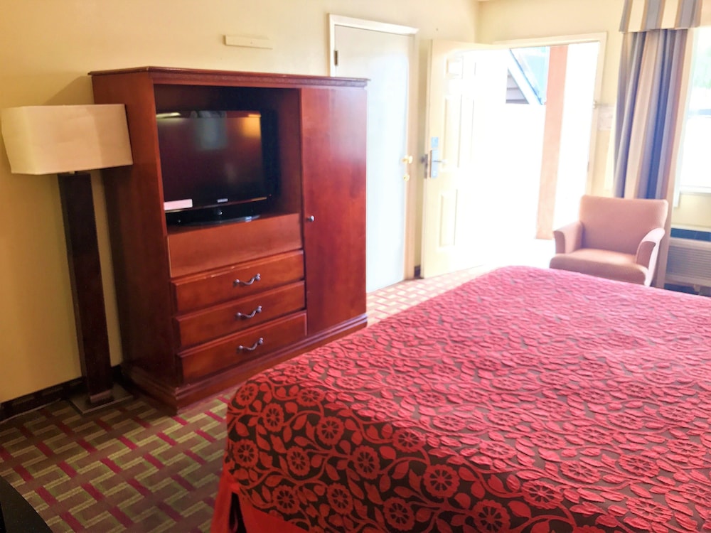 Days Inn by Wyndham East Albuquerque 7/29