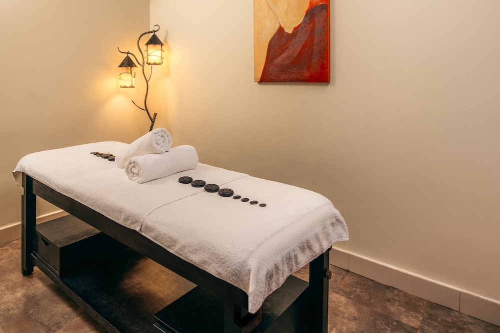 Delta Hotels Dar es Salaam 9/29