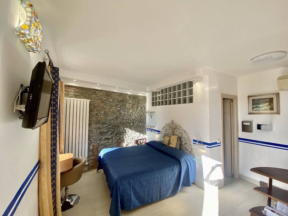 PREMIUM, SEA VIEW