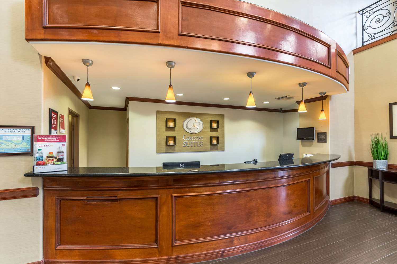 Comfort Suites Galveston Cruise Port Area - Beachside 4/44