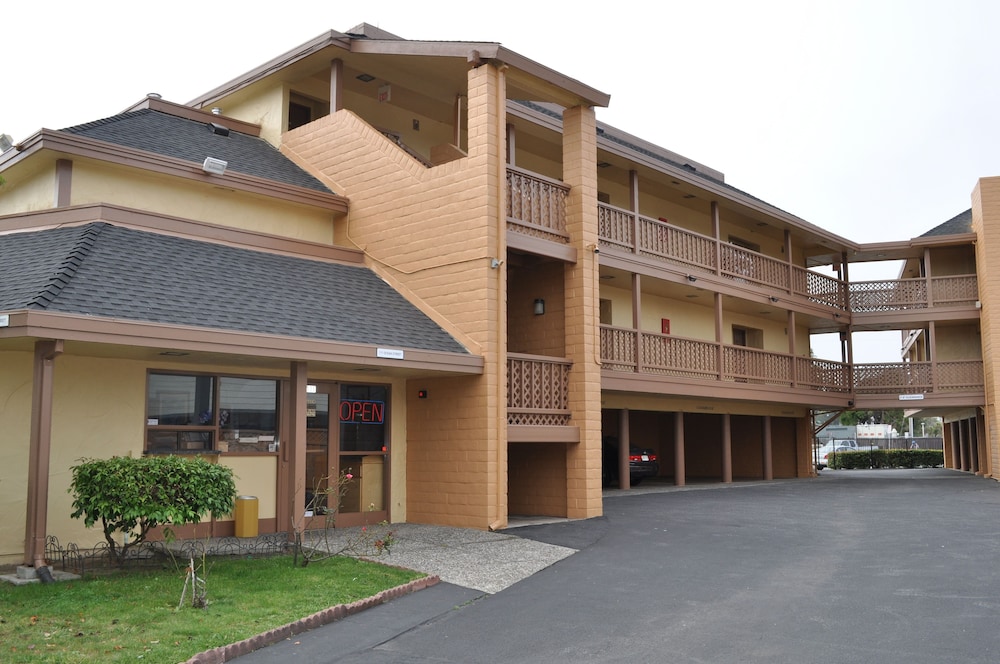 Ocean Gate Inn 5/58