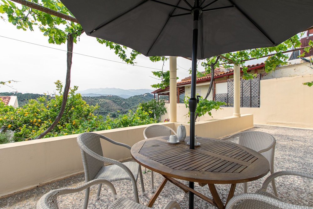 Orestis Hotel 47/56