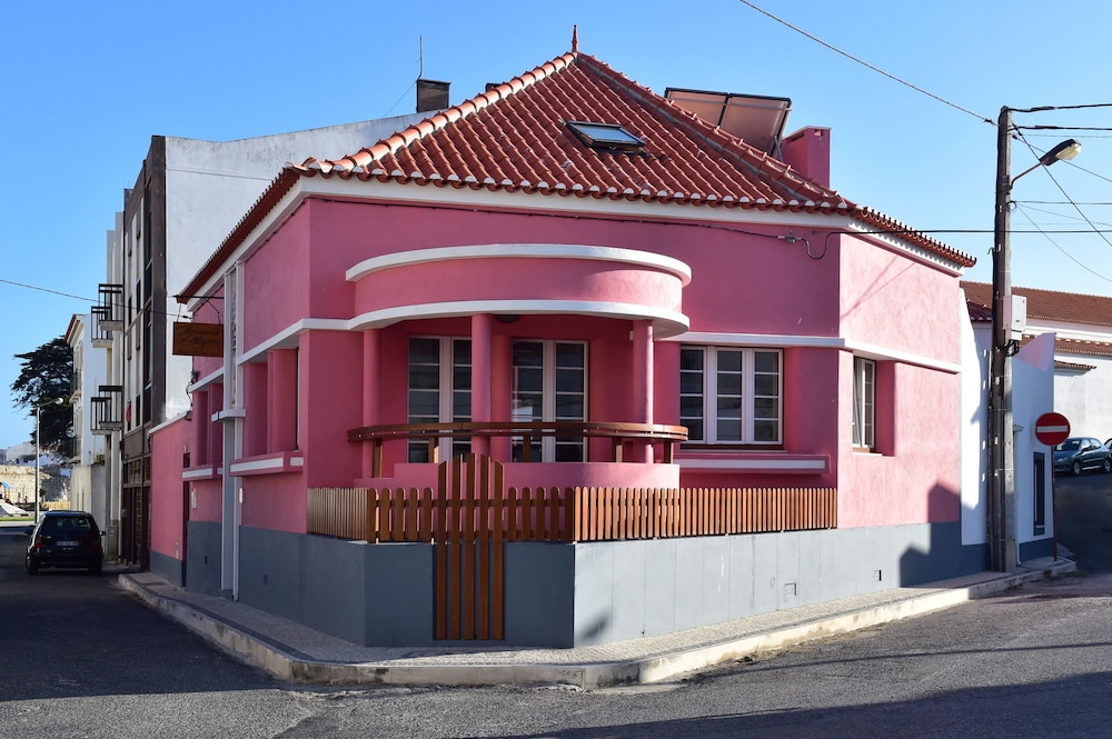 Mercearia D'alegria Boutique B&B 1/50