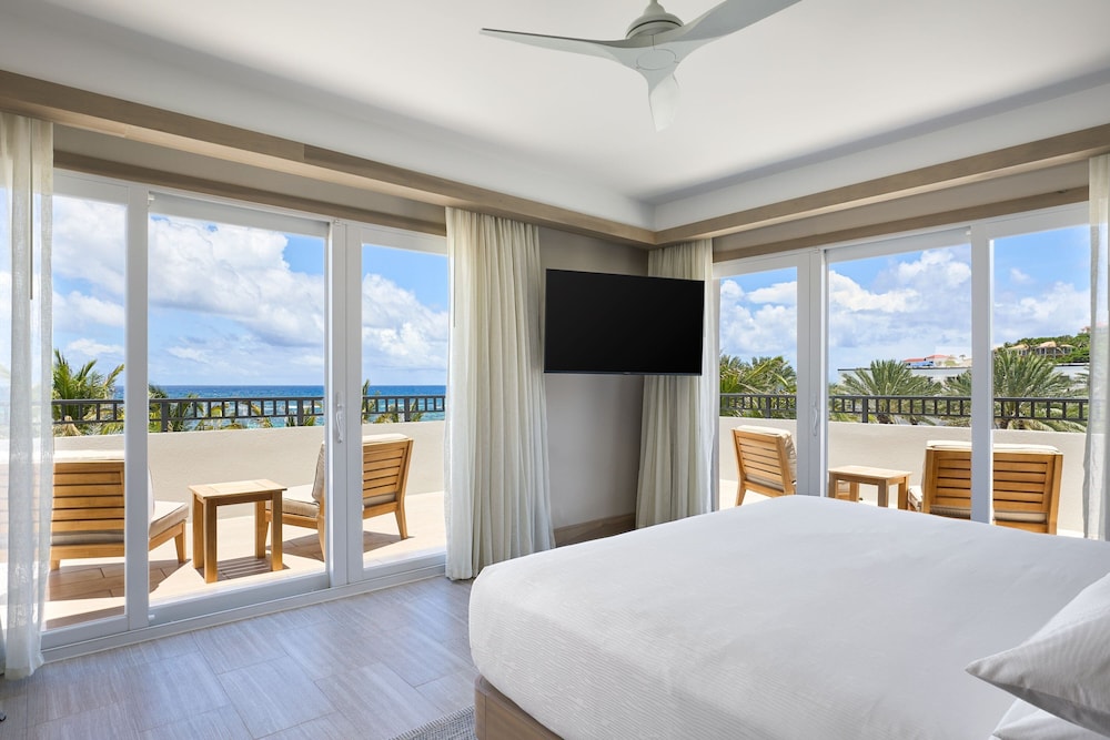 JW Marriott St. Maarten Beach Resort & Spa 15/50
